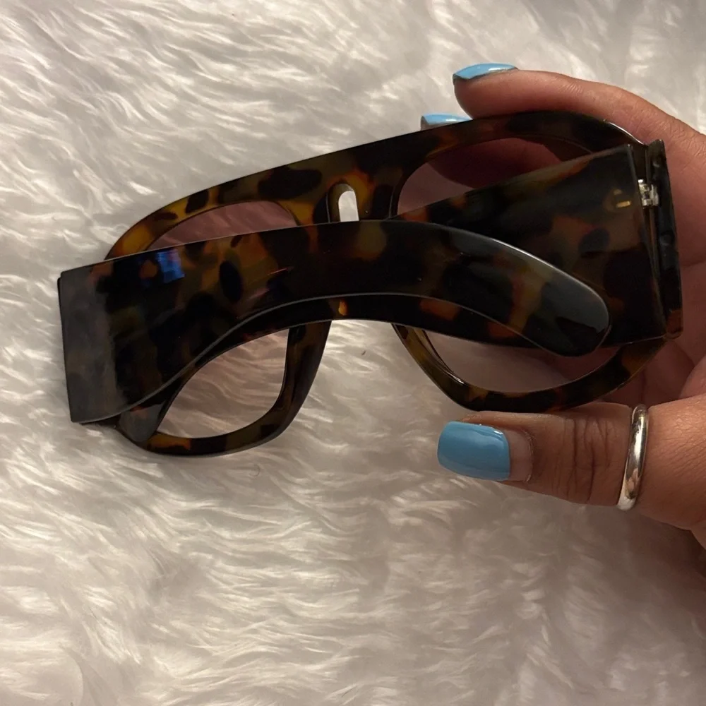 Tortoise Shell Oversized Sunglasses